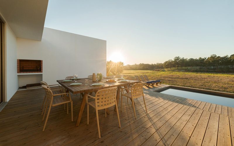 dinner-table-setting-in-modern-villa-terrace-2023-11-27-05-28-55-utc